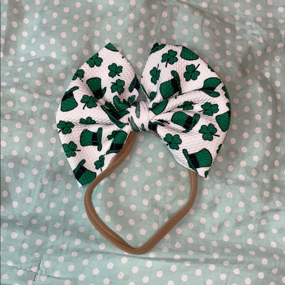 🌵 St patty’s day bow